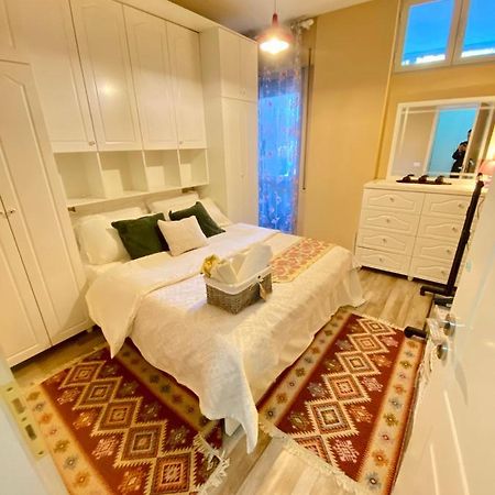 Ultra Apartments 'New Baazar' 地拉那 外观 照片