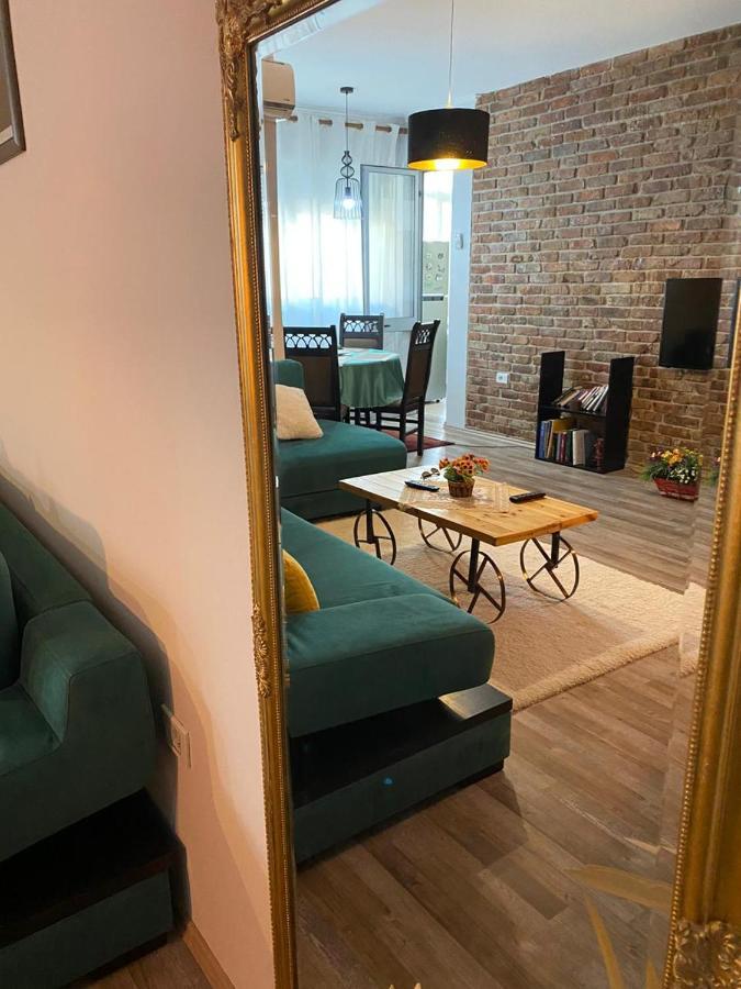 Ultra Apartments 'New Baazar' 地拉那 外观 照片