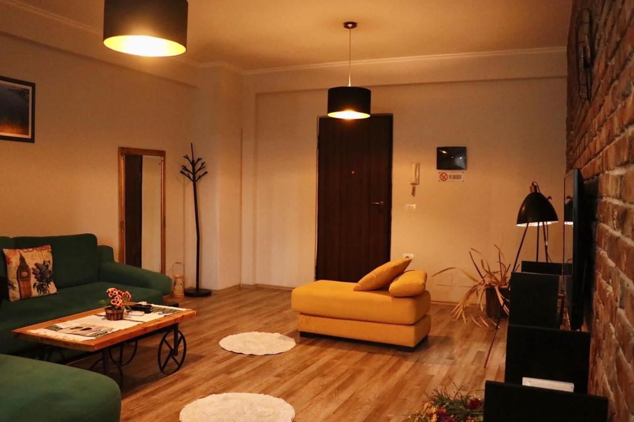 Ultra Apartments 'New Baazar' 地拉那 外观 照片